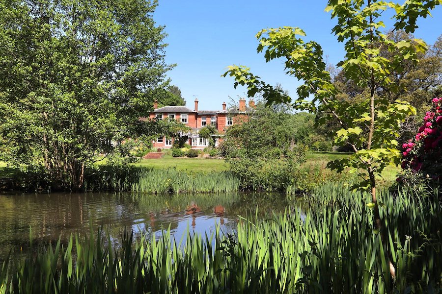 The-10-Most-Expensive-Homes-Being-Sold-in-The-South-East-woodside-road