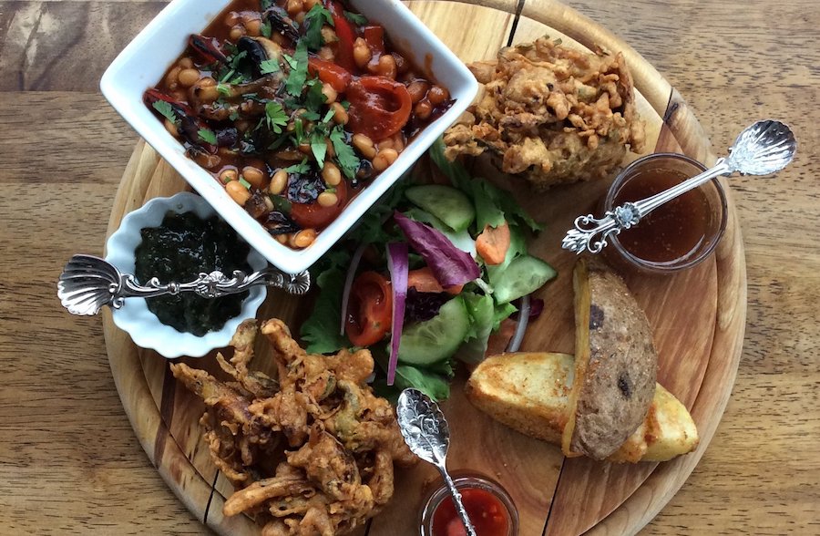 Top-10-Restaurants-to-eat-Vegan-in-Bristol-Pipal-Tree