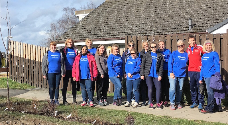 Volunteers-flip-gardens-into--oasis--for-local-care-home-residents-1