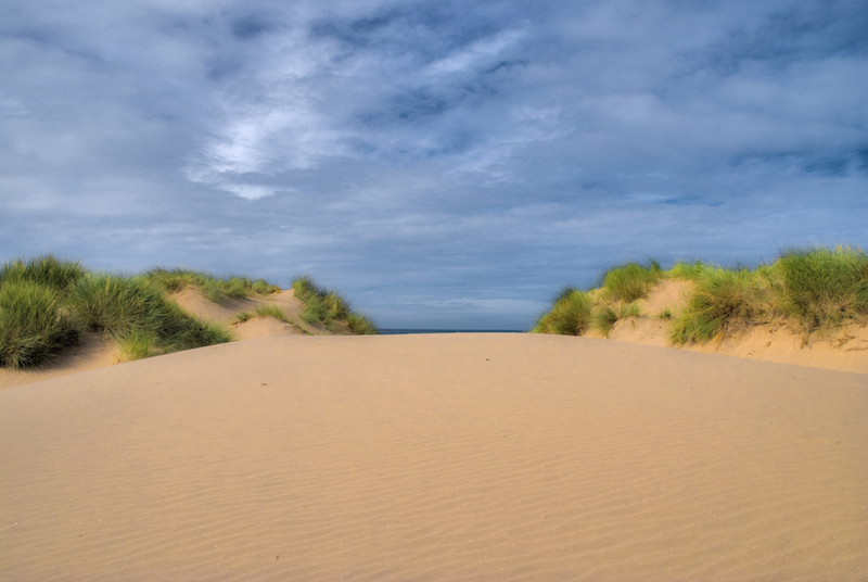 Formby_beach_-6390650751-