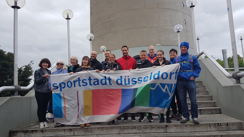 Runners-from-Reading-swapped-the-Thames-for-the-Rhine-to-take-part-in-the-Du-sseldorf-Marathon-1