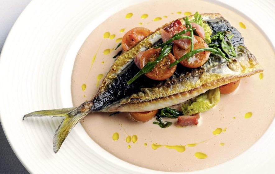 Top-10-UK-Fine-Dining-Restaurants-to-add-to-your-bucket-list-2019-nathan-outlaw