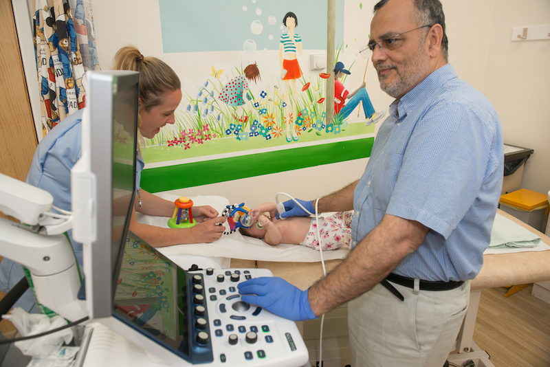 Charity-funded-echo-machine-helps-tiny-tickers-in-Rotherham-1