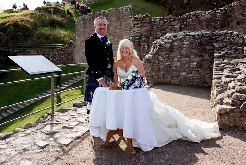 Magical-memories-at-Urquhart-Castle-for-its-last-ever-wedded-couple3