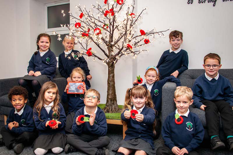 Spectacular-poppy-display-by-primary-schoolers-in-Nottingham-2