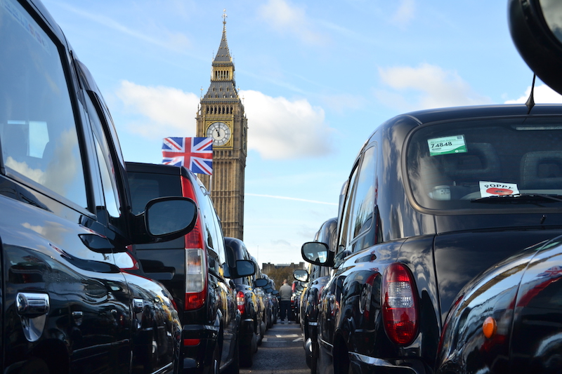 Ten years of 'Poppy Cabs' initiative marks 1000 free veteran journeys - In Your Area