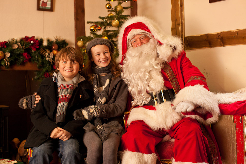 The-best-Christmas-Grottos-where-you-can-meet-Santa-in-London-4