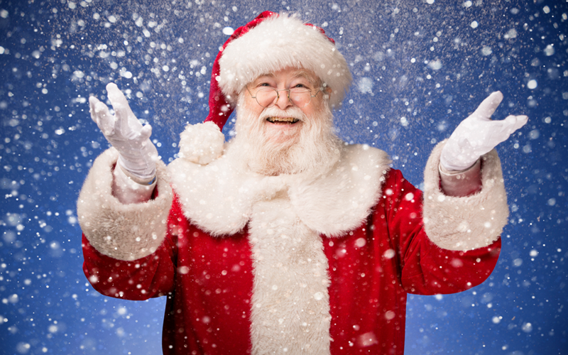 The-best-Christmas-Grottos-where-you-can-meet-Santa-in-the-Midlands-6