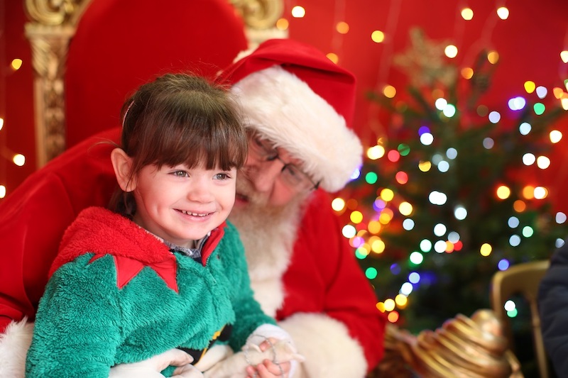 The-best-Christmas-Grottos-where-you-can-meet-Santa-in-the-Midlands-8