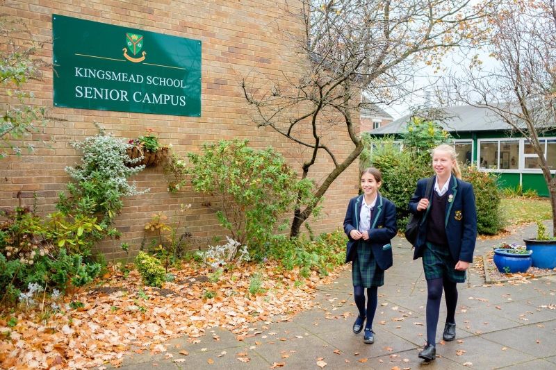 Hoylake school wins prestigious award