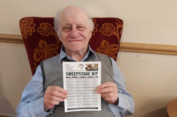 Octogenarian in Hitchin visits virtual races