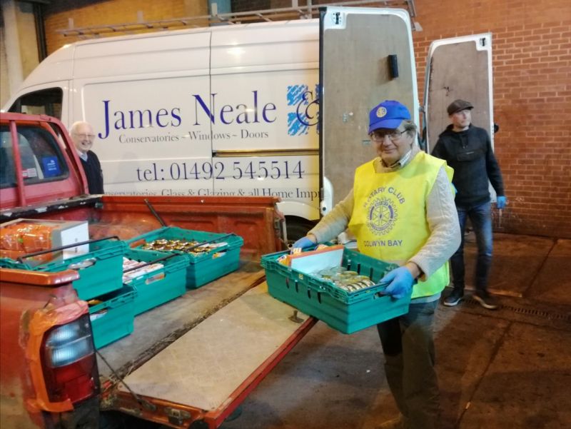 Communities benefit as Rotary Colwyn Bay organises food bank delivery