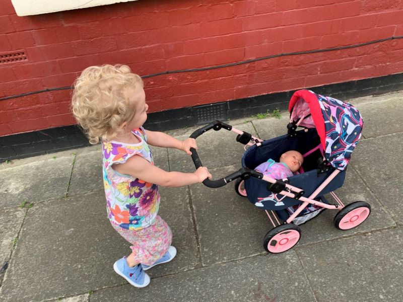 Toddlers from Liverpool raise money for Marie Curie