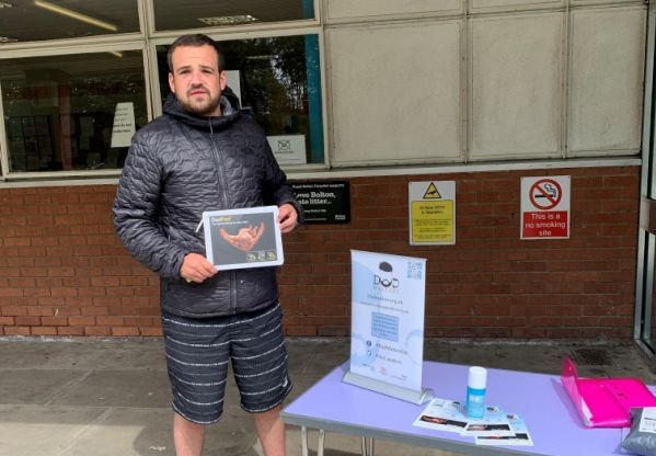 Voluntary group supports fathers-to-be at Bolton maternity centres