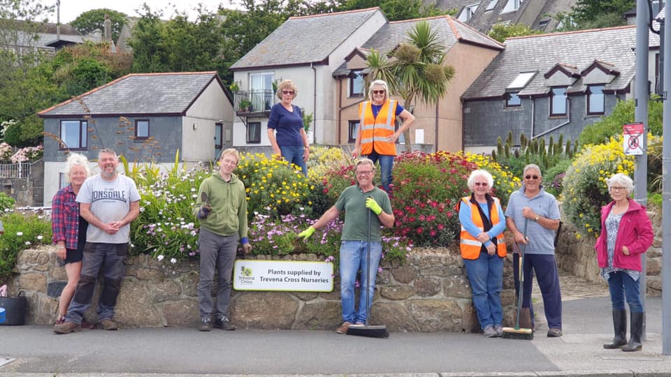 Volunteers praised for Abbey Basin floral transformation