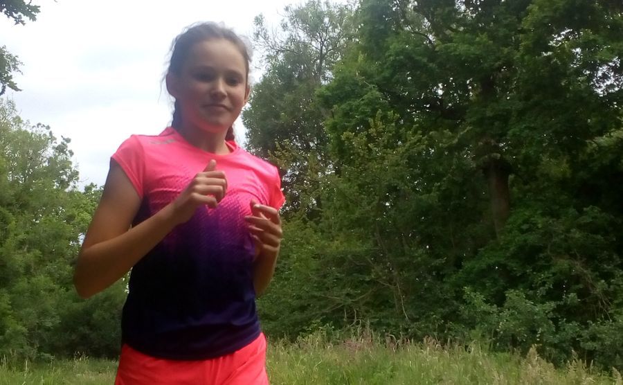 Schoolgirl supports North Guildford Food Bank with running challenge