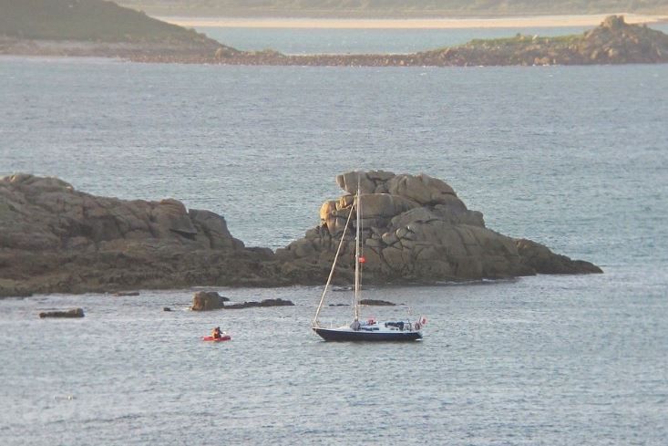 Ticking off for French yachtsmen who 'didn't know' about covid restrictions on Isles of Scilly