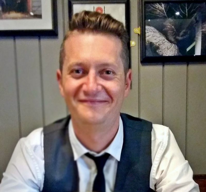 Inspiring Burnley tutor wins prestigious teaching award