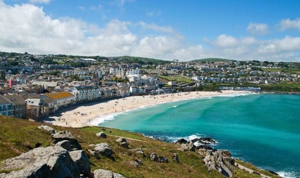 St Ives is most expensive seaside town in country for hotel stays
