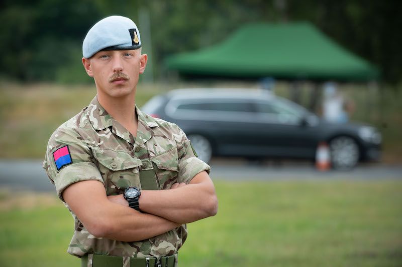 Soldiers go straight from training to the COVID-19 frontline