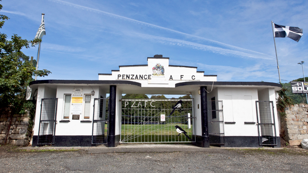 Penzance football club in plea for volunteers to keep club going