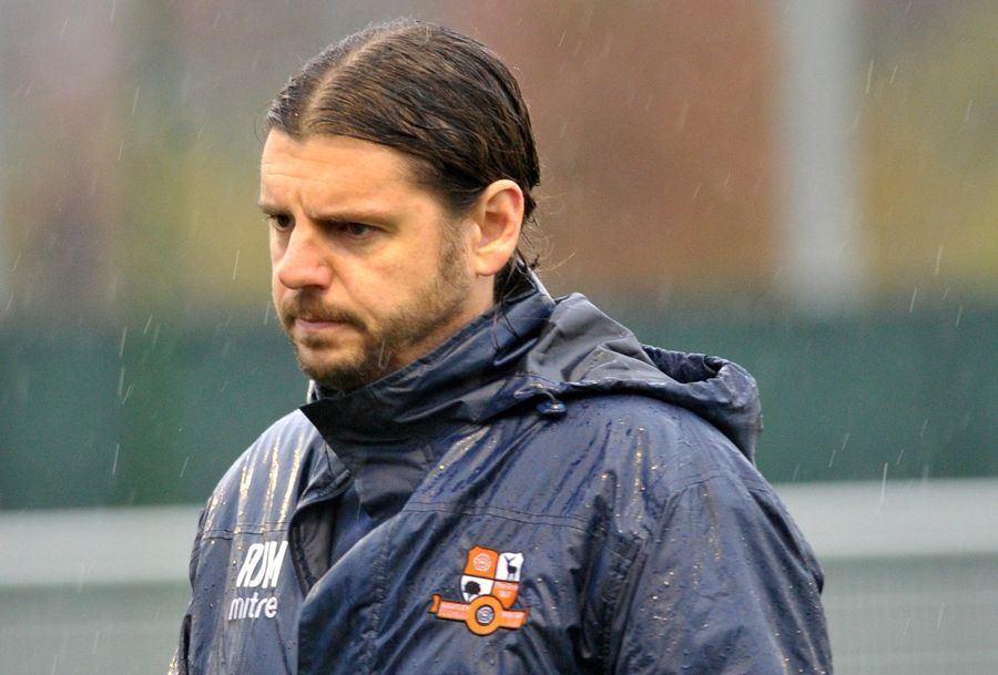 Content Hartley Wintney manager remains optimistic ahead of season
