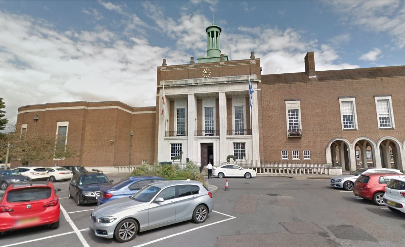 Cross-party group call on Hertfordshire County Council to rethink plans for one single unitary authority