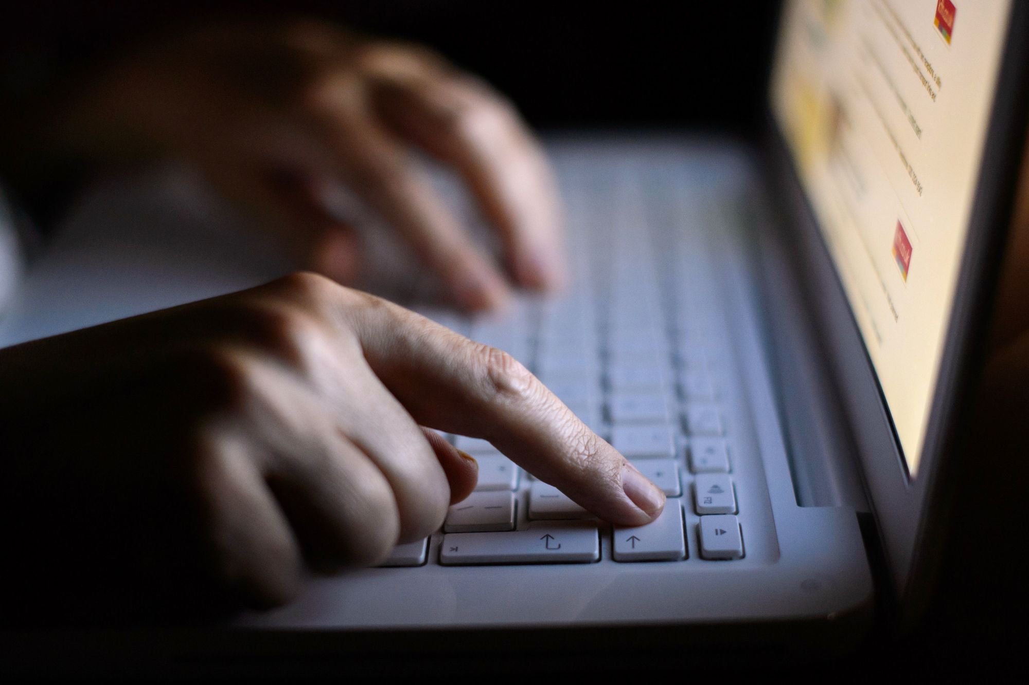 Halton Borough Council is offering free IT beginners classes