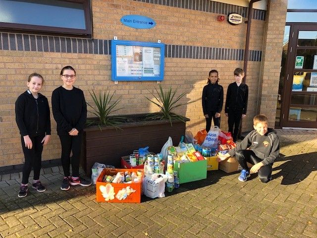 Nantwich school pupils collect donations for local food bank