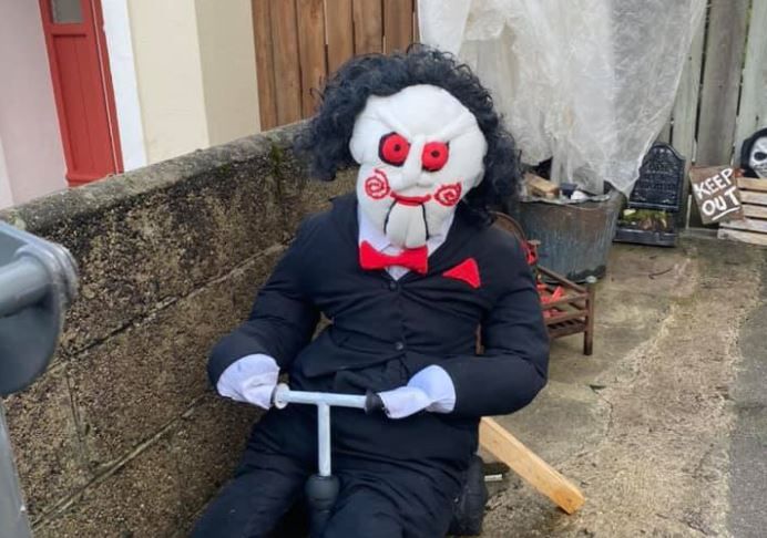 Brixham gets into the spooky Halloween spirit with scarecrow hunt