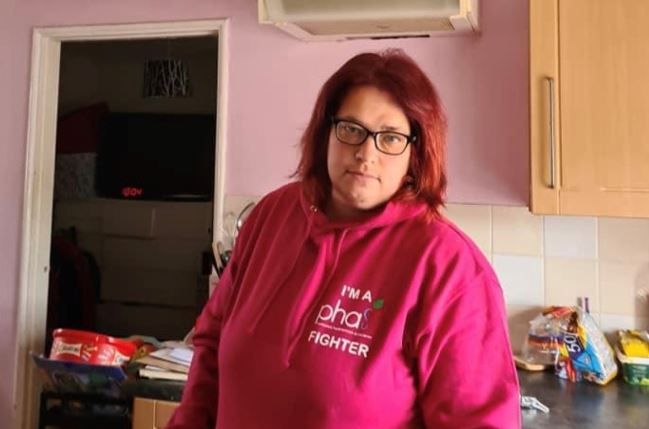 Llandysul mother with rare lung disease backs national awareness week
