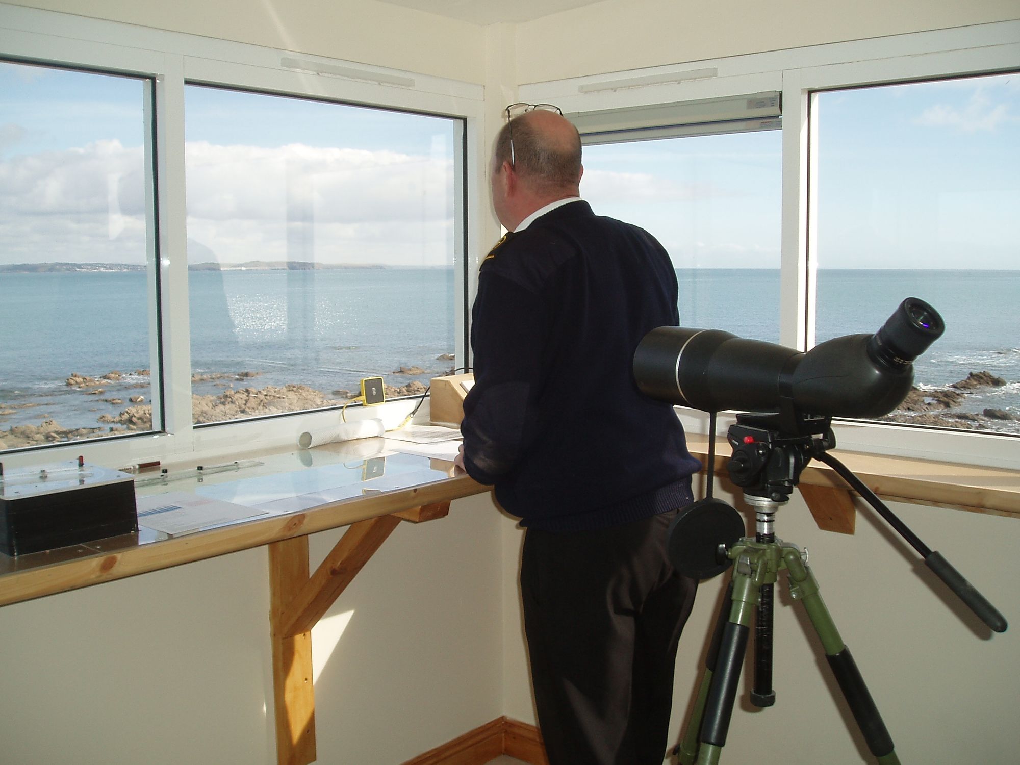 Nare Point Coastwatch Station volunteers work non-stop as locals flock to enjoy the outdoors