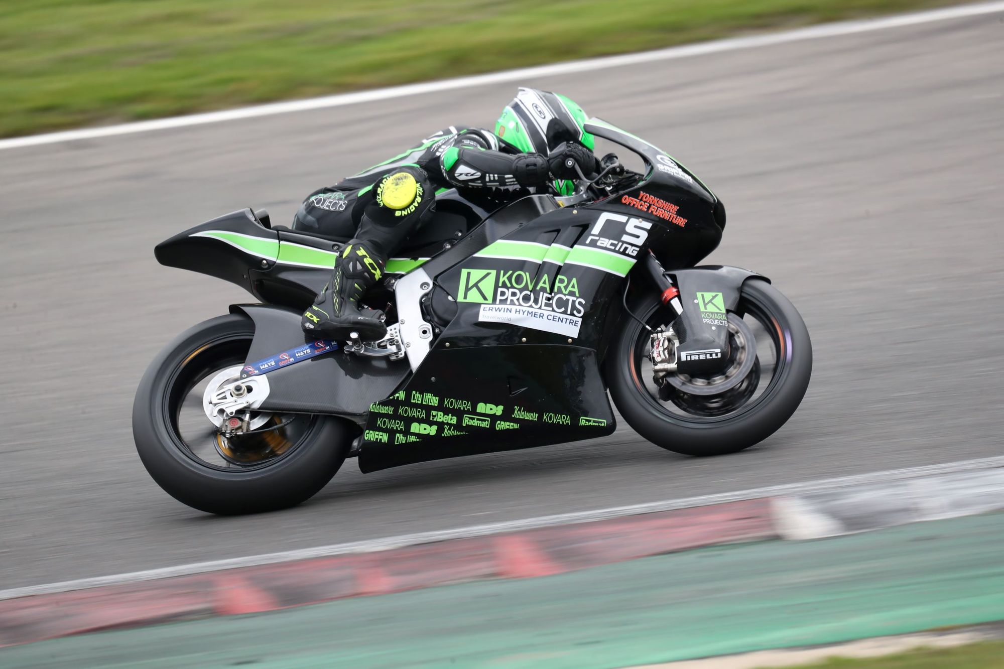 Jake Archer brings up points century at Brands Hatch