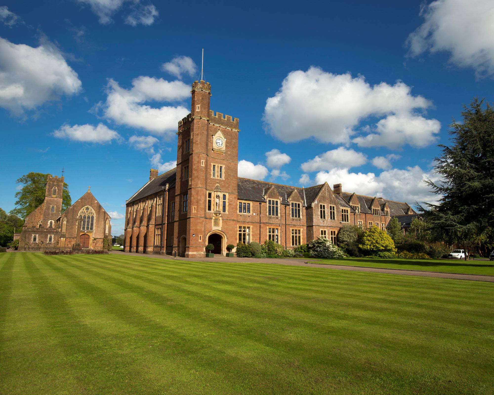Blundell's School deep-cleans boarding house after positive Covid tests