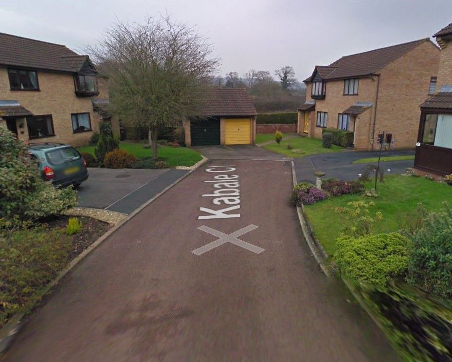 New home refused as access is "too narrow to be practical"