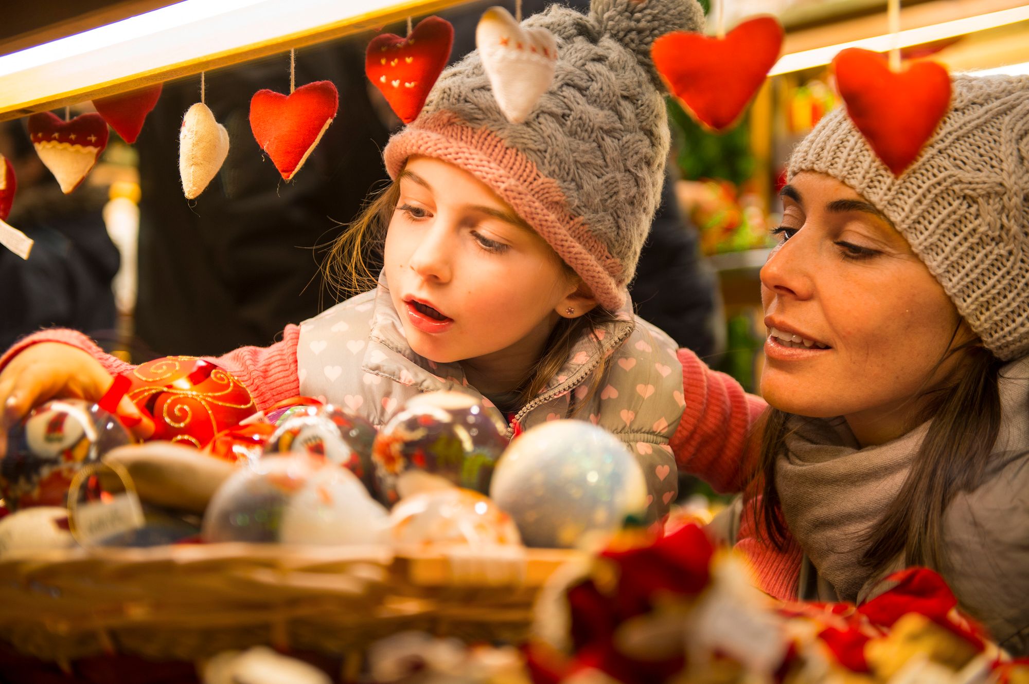 Virtual Christmas fayre supports Wales Air Ambulance Charity