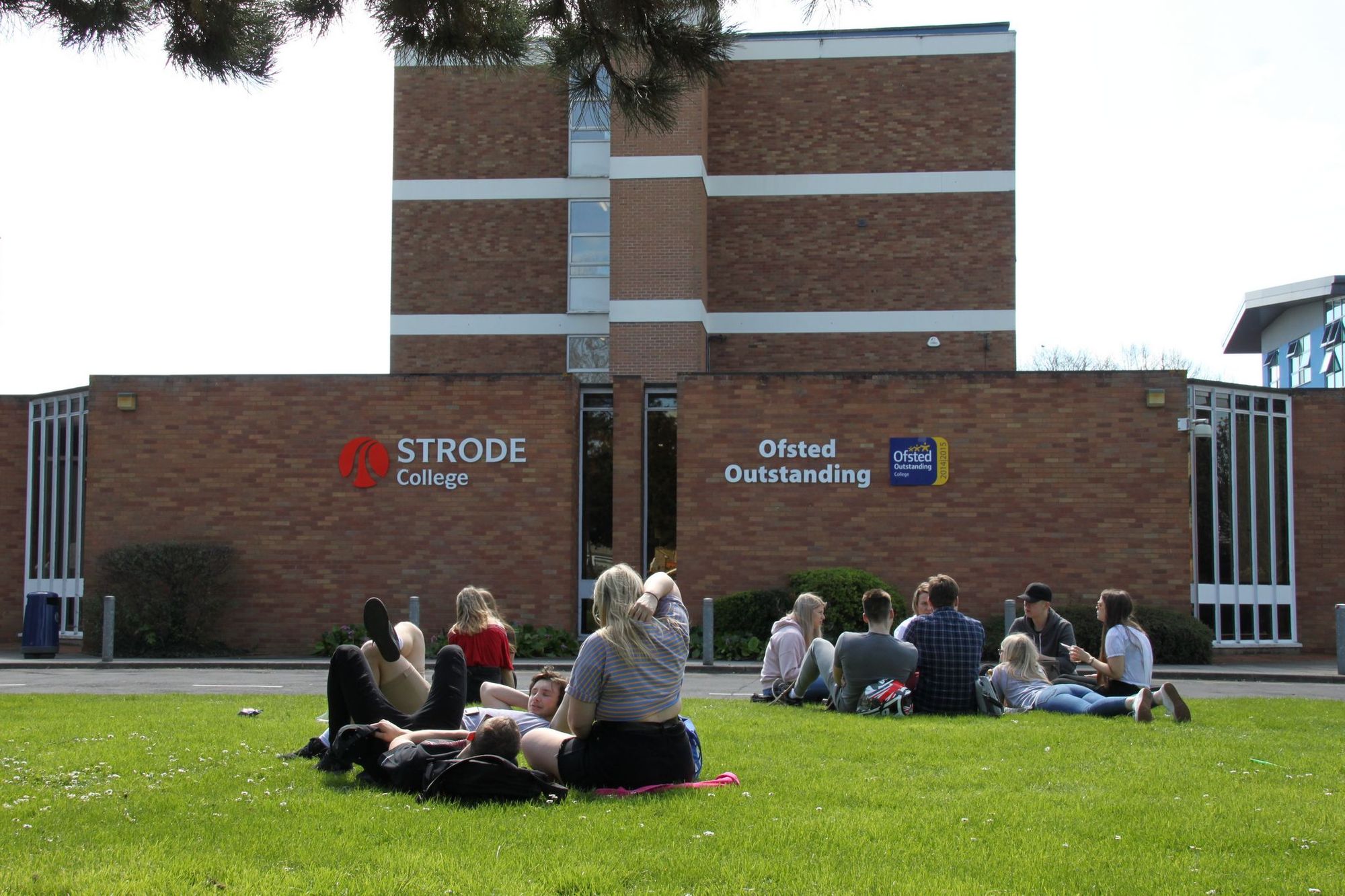 Street college finalist in prestigious education award