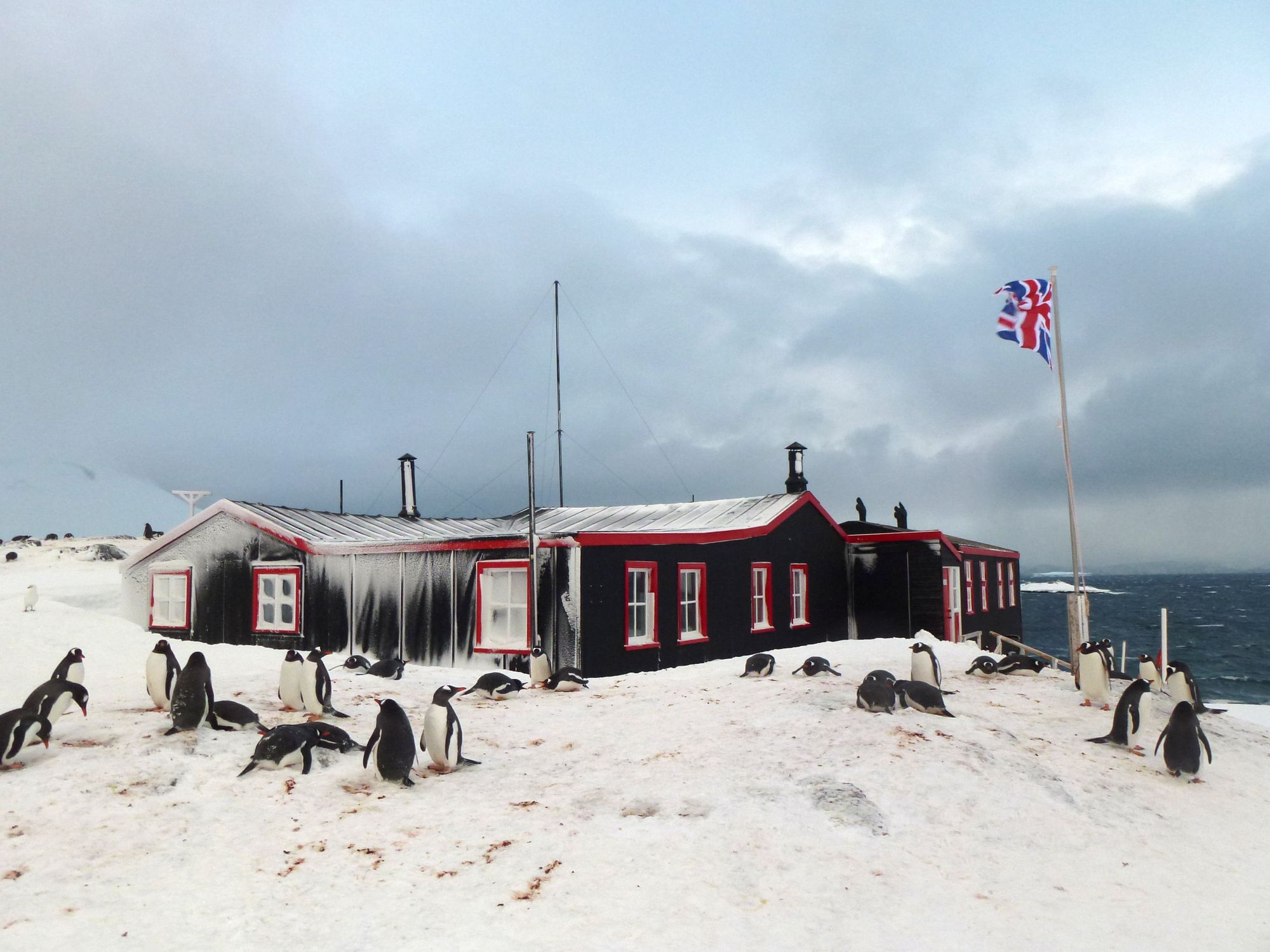 Anglia Ruskin University to bring Antarctic experience to homes with immersive new technology