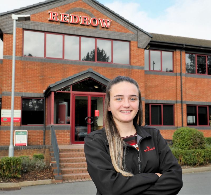 Building degree receives more than 800 applications