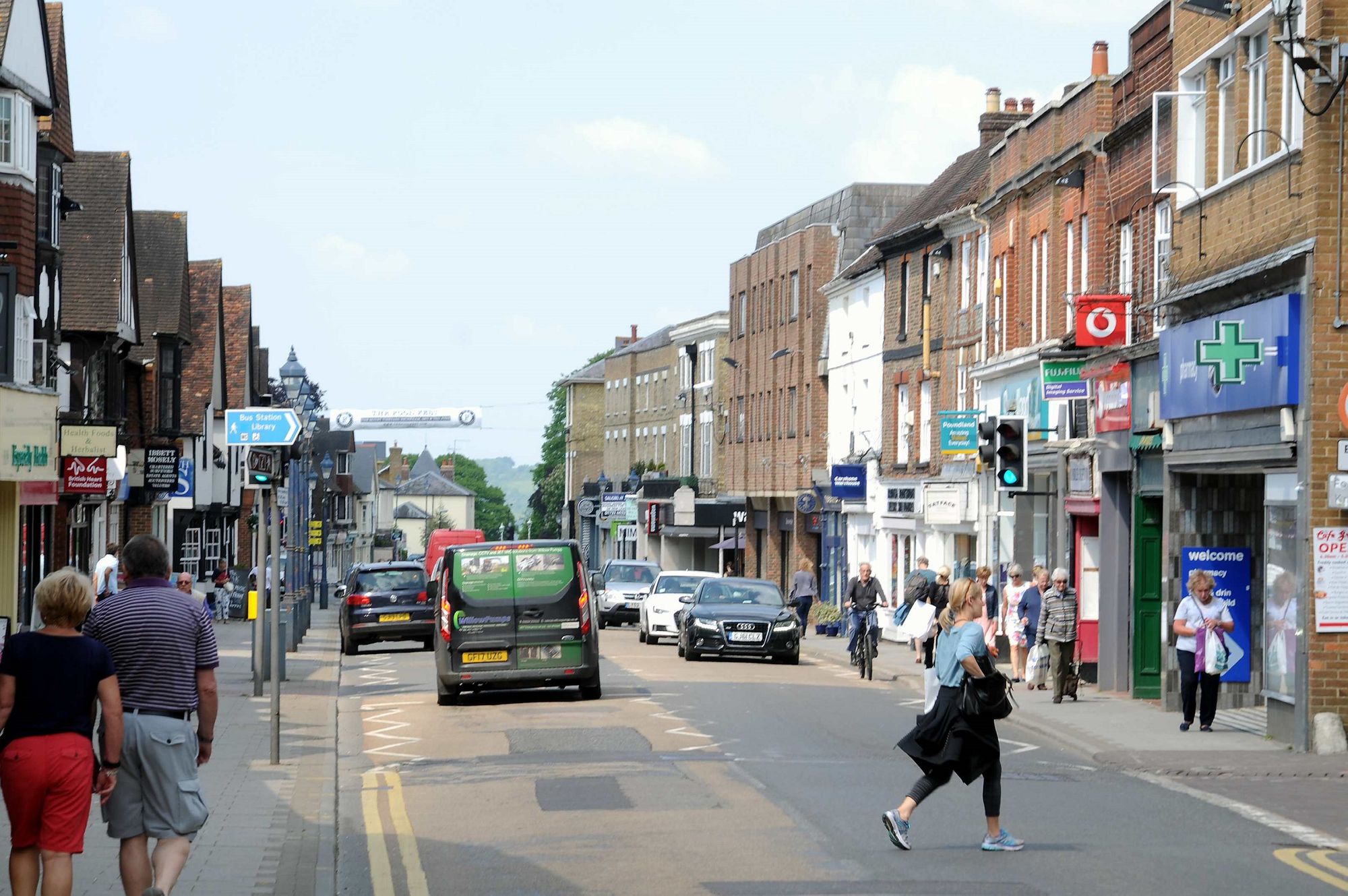 Charity appeals for help to find refugee family a Sevenoaks home