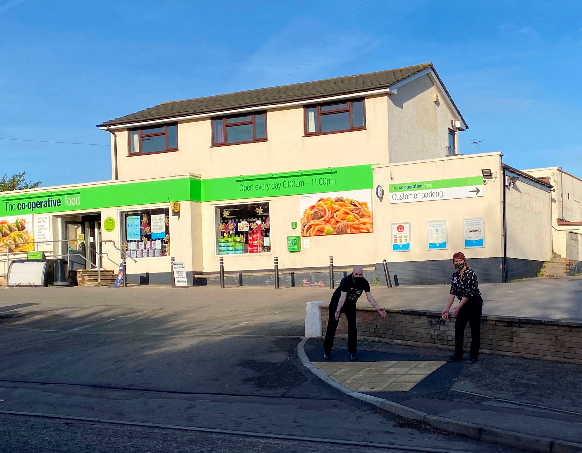 Dropped kerbs will aid shoppers in Banwell