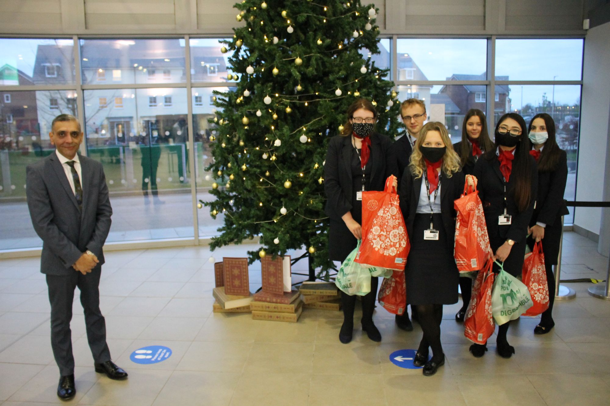 Cheshire College provides over 300 learners with food hampers