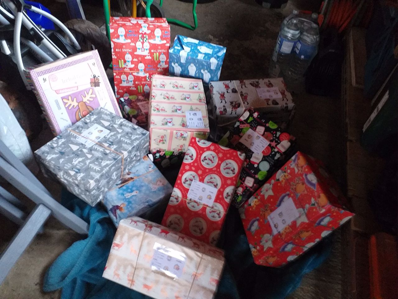 Social group boxes up festive gifts for needy families in Ashbourne