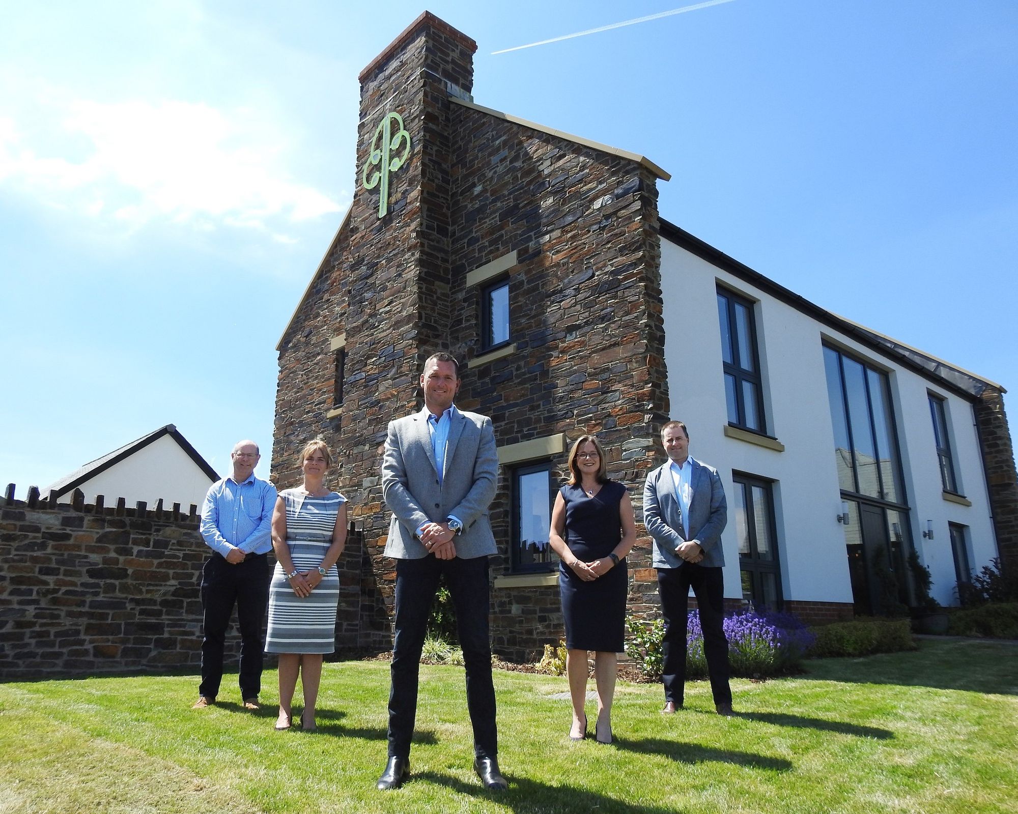 Baker Estates collects prestigious award at 2020 What House? Awards