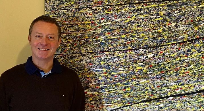 Former cop turned artist gives new meaning to on the run