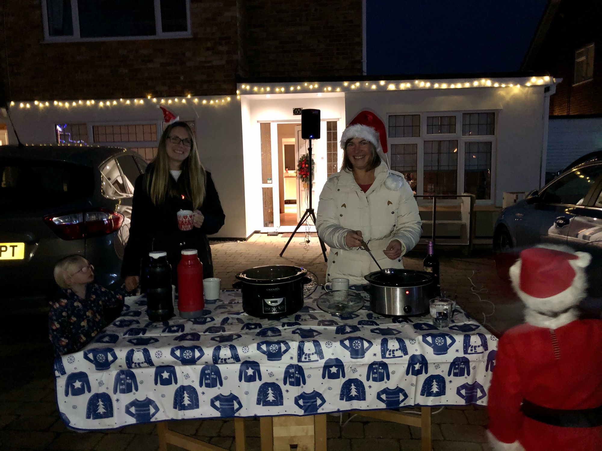 Community brought together during lockdown holds Christmas lights switch on