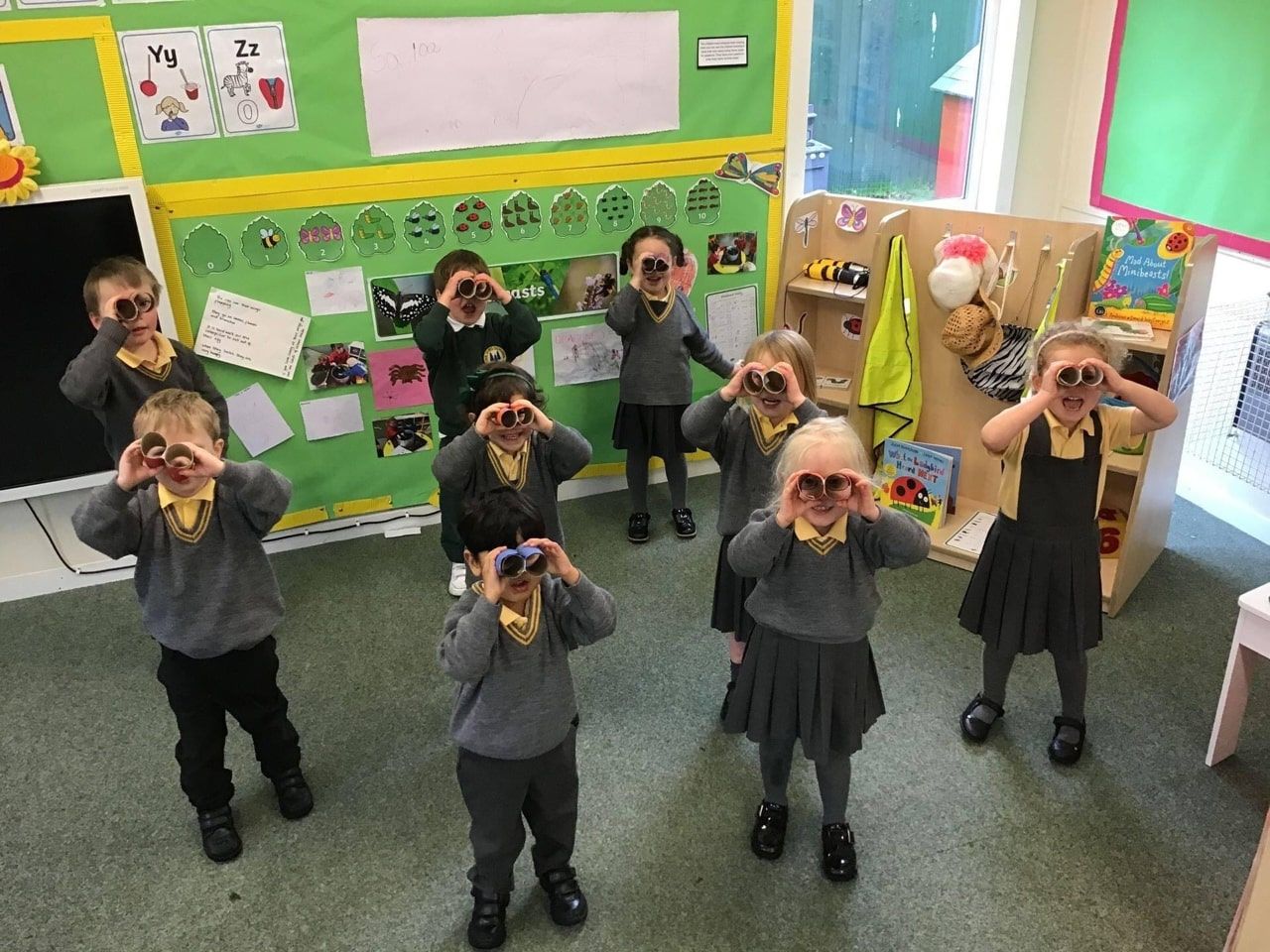 Chester pupils learn all about mini beasts