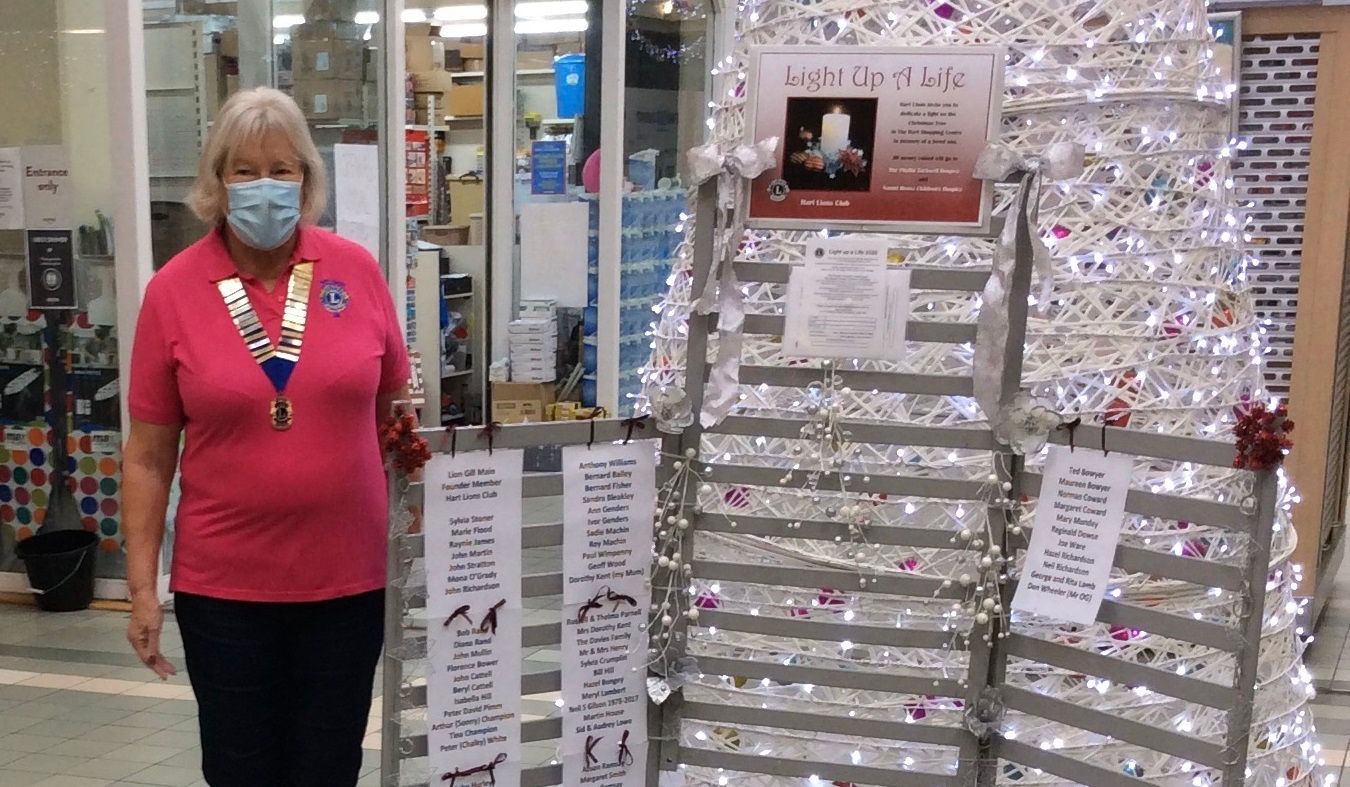 Light up a light for a loved one this Christmas at Hart Shopping Centre