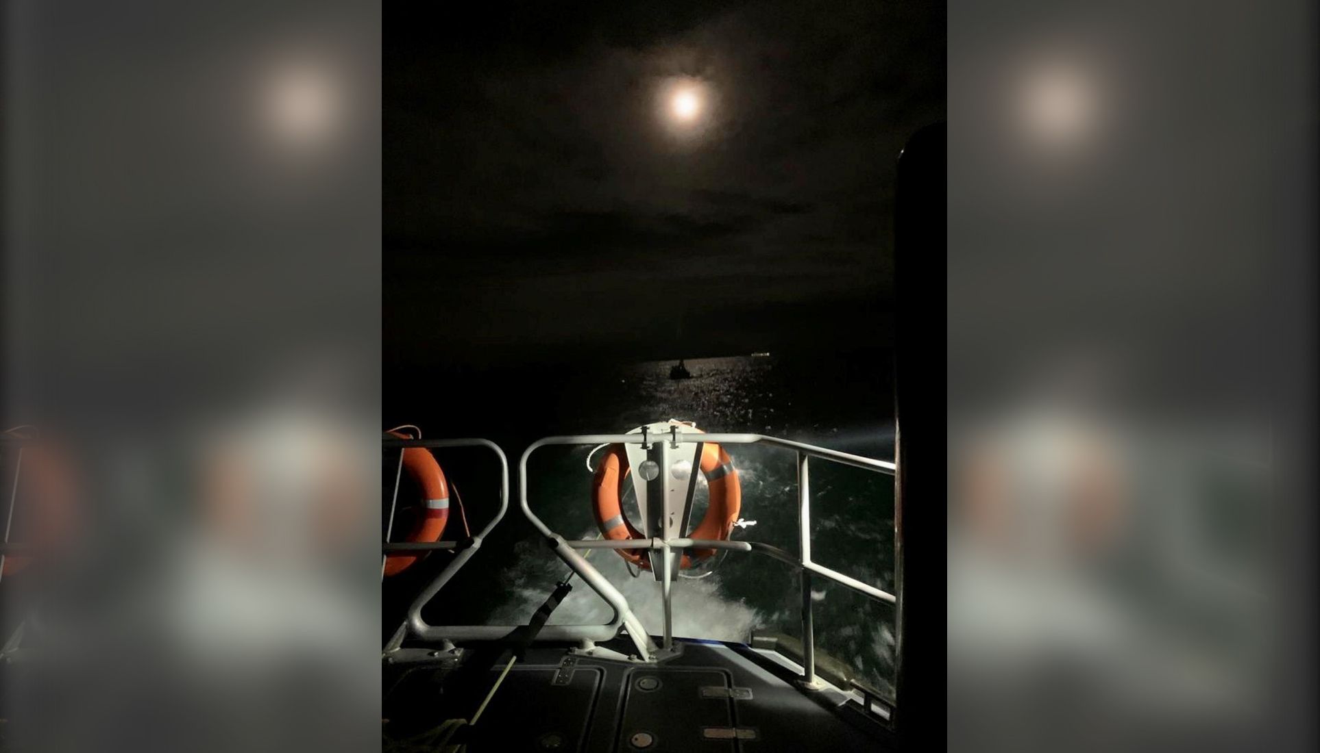 Dungeness lifeboat tows yacht to safety after engine failure