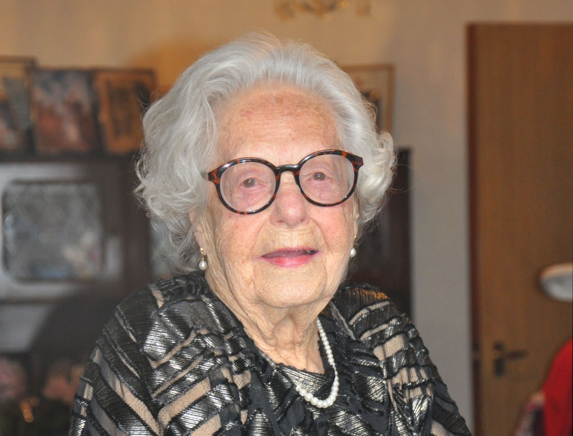 Seal centenarian's community celebration